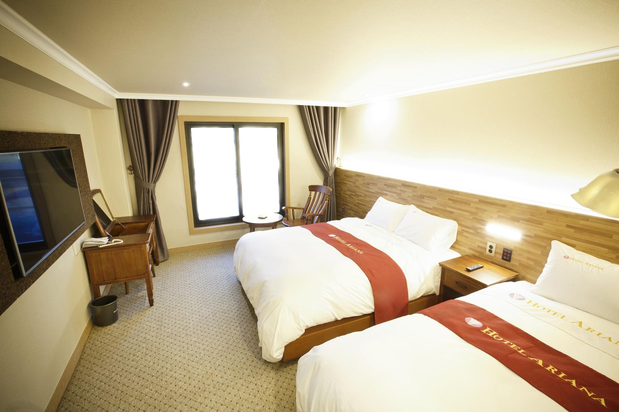 Ariana Hotel Daegu Eksteriør billede